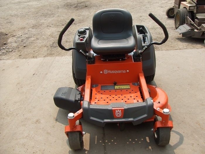 2022 Husqvarna Z142 Zero Turn  Stock #01770